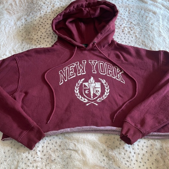 wild fable Tops - New York rolled hem oversized cropped hoodie